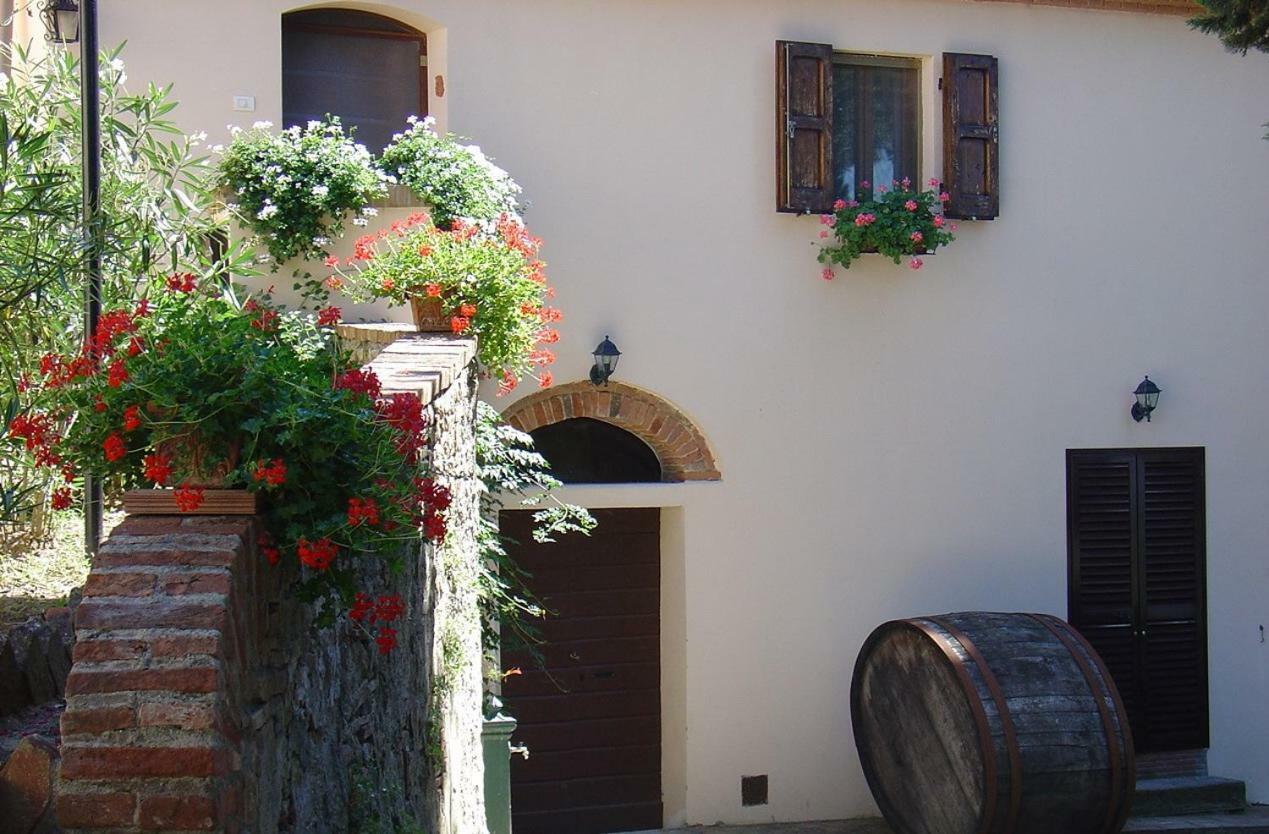Fattoria Casanova Vila Palaia Exterior foto